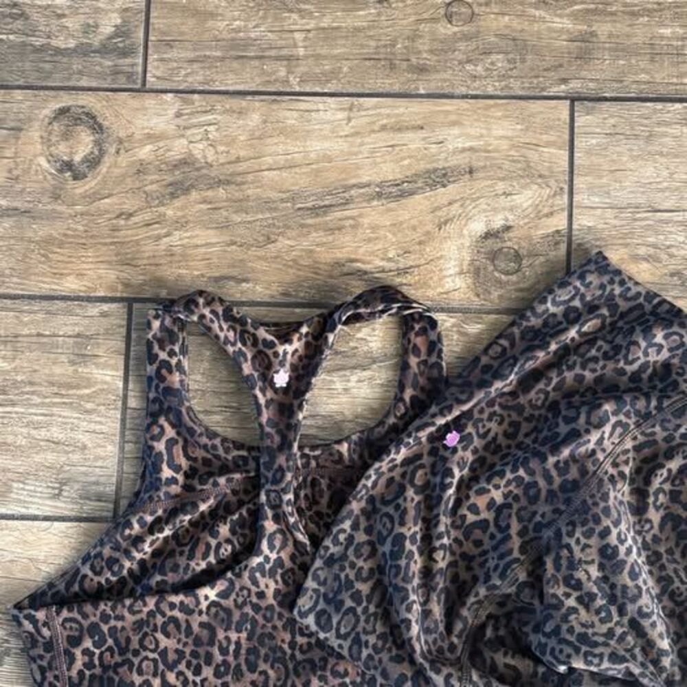 Cheetah Animal Print Kira Grace Leggings Sports Bra Workout Set Small S - Picture 3 of 5